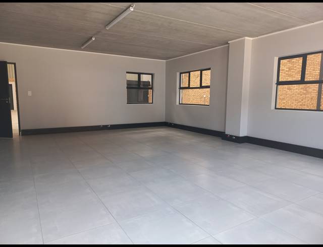 370M² WAREHOUSE FOR SALE IN BARTLETT